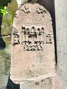 兴化寺壁画的百年沧桑